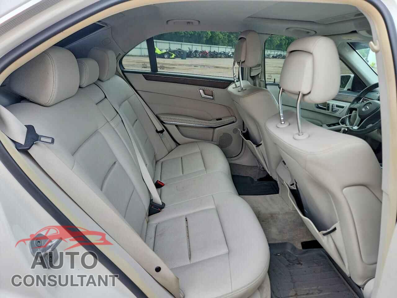 MERCEDES-BENZ E-CLASS 2014 - WDDHF0EB5EA874489