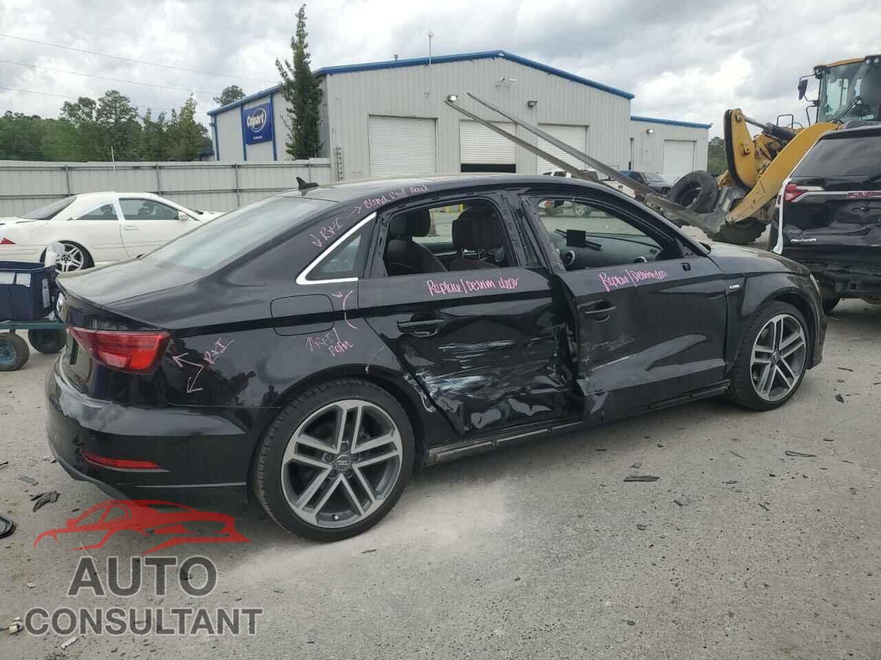 AUDI A3 2018 - WAUGUGFF8J1027477