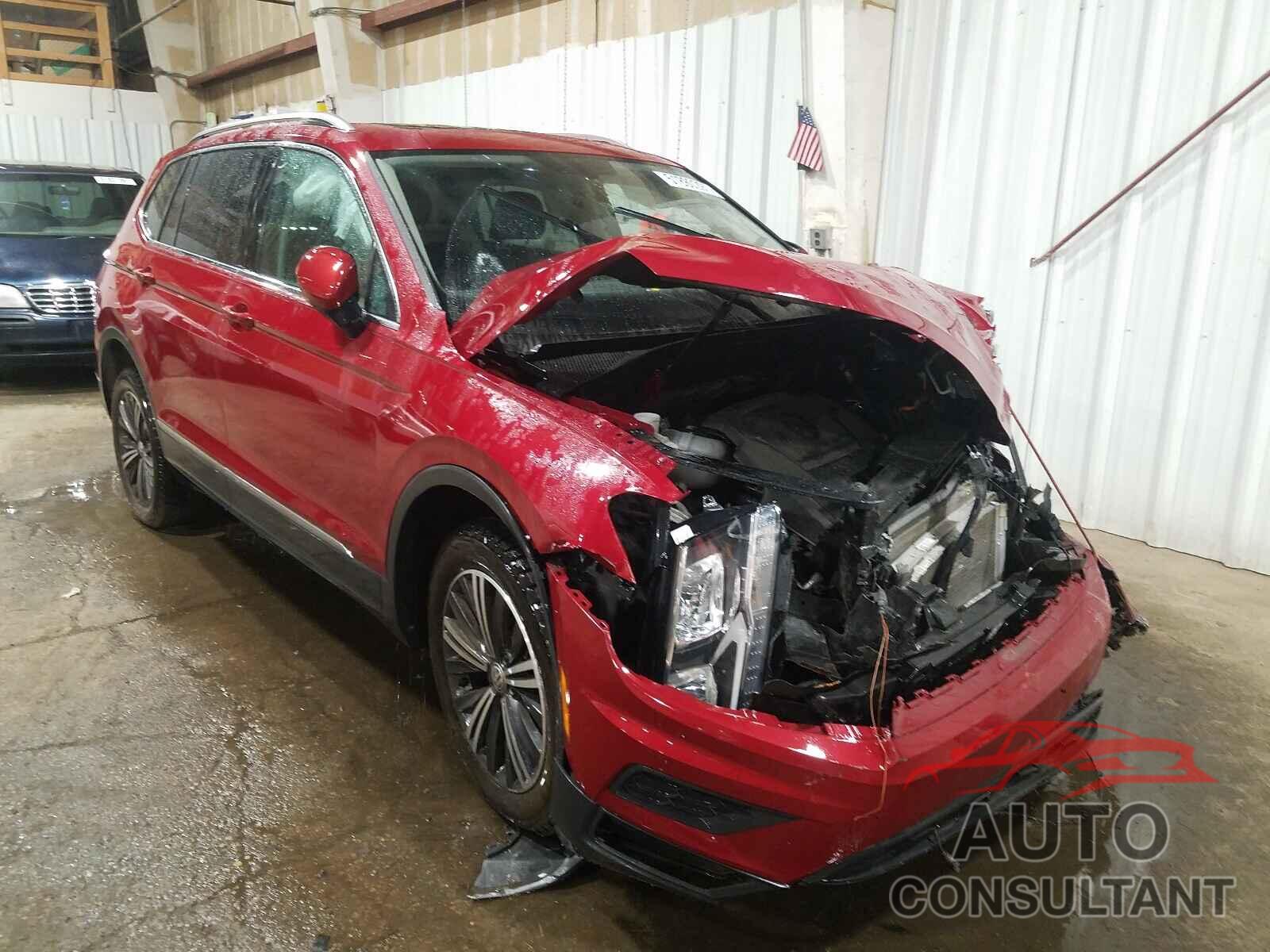 VOLKSWAGEN TIGUAN 2018 - 3VV2B7AX5JM039514