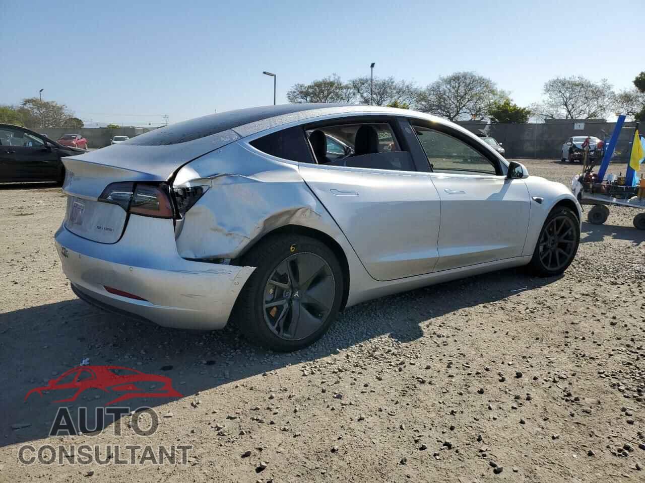 TESLA MODEL 3 2018 - 5YJ3E1EB7JF065140