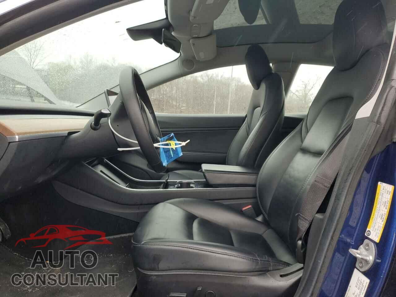 TESLA MODEL 3 2019 - 5YJ3E1EB6KF452747