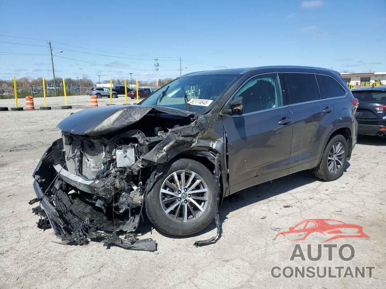 TOYOTA HIGHLANDER 2018 - 5TDJZRFH0JS529815