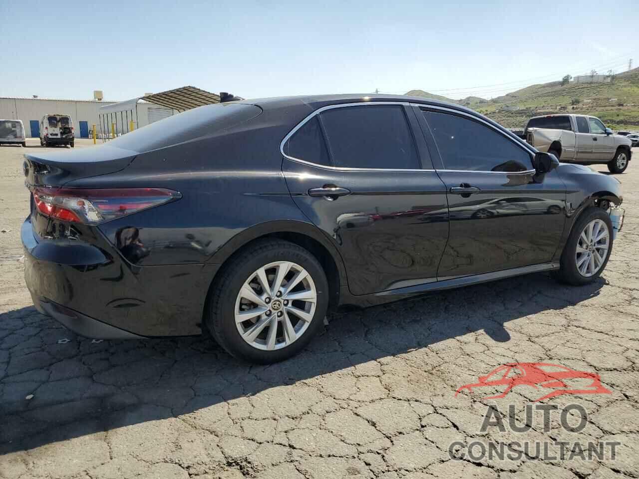 TOYOTA CAMRY 2022 - 4T1C11AKXNU661532