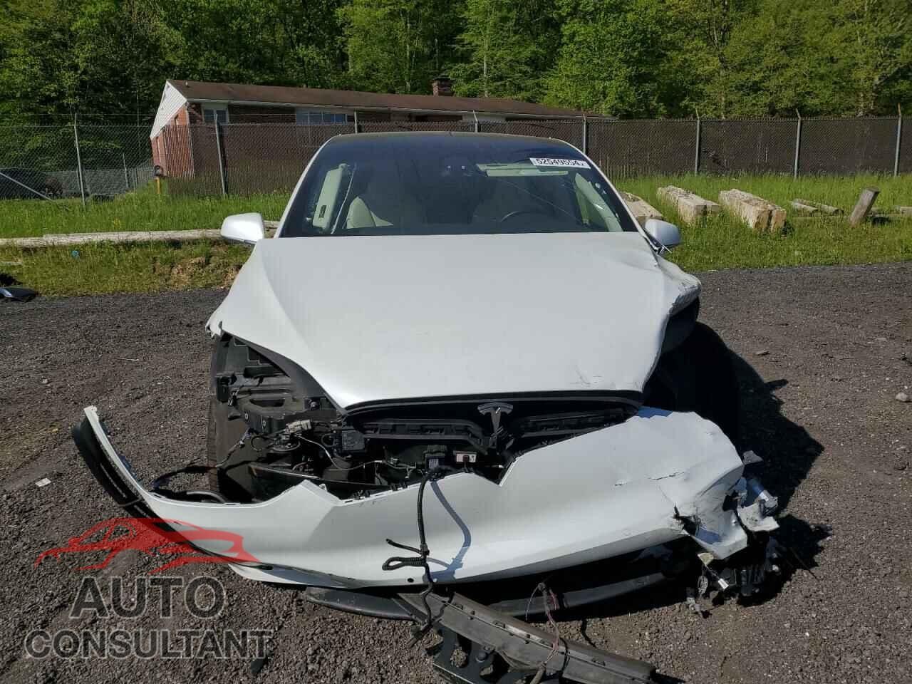 TESLA MODEL X 2017 - 5YJXCAE26HF076356