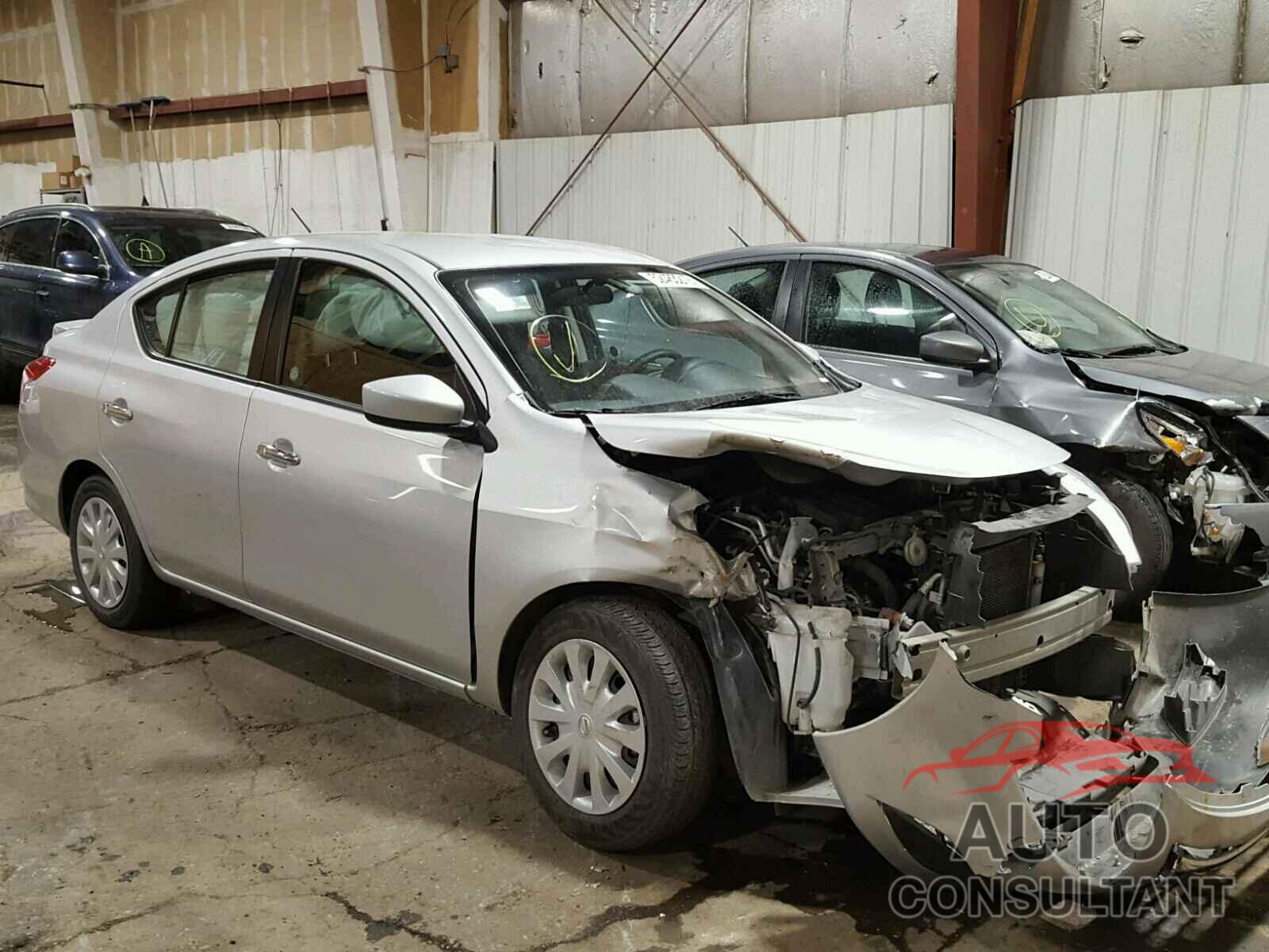 NISSAN VERSA 2017 - 3N1CN7AP5HL858438