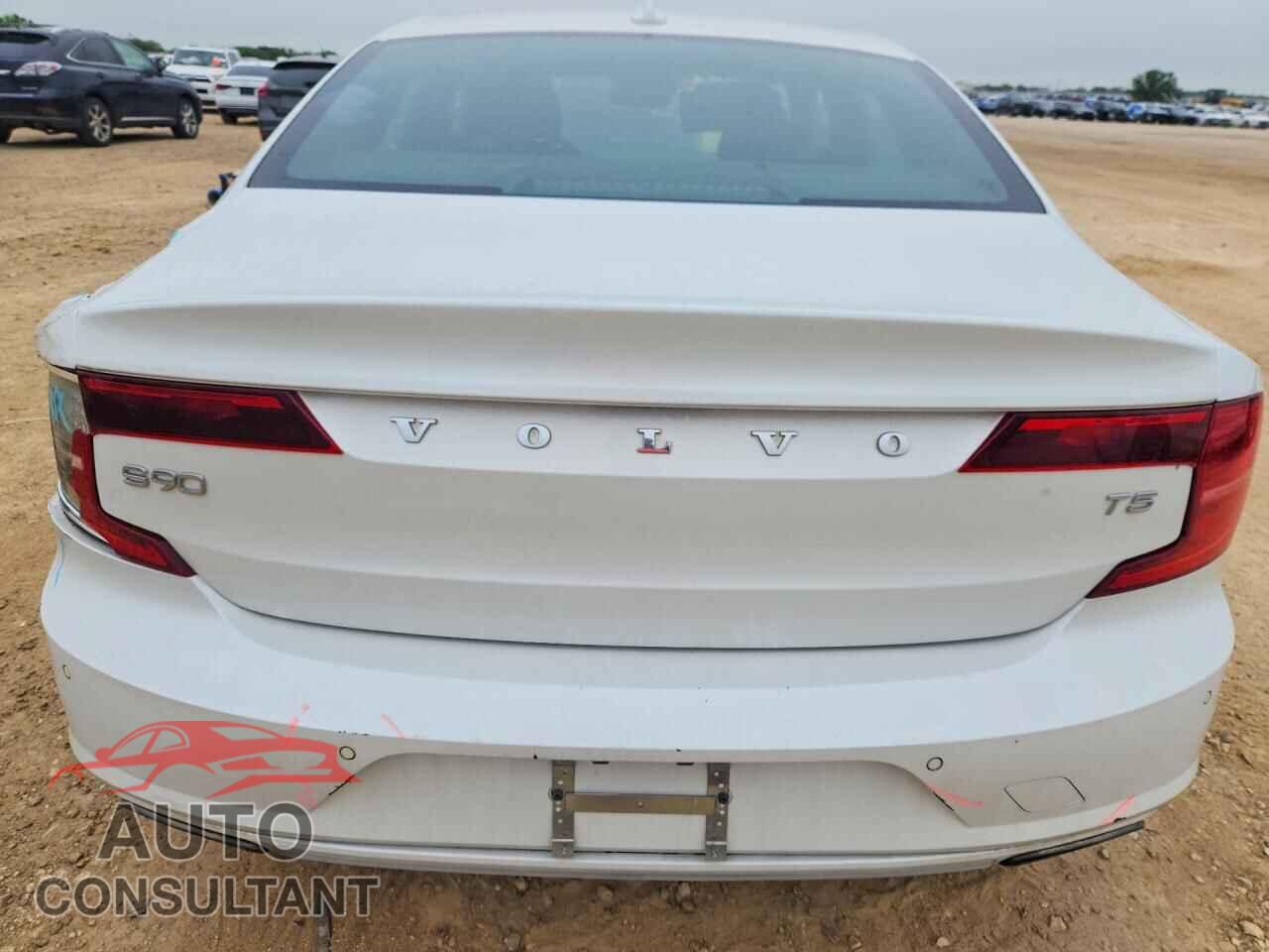 VOLVO S90 2017 - YV1102AK4H1010983