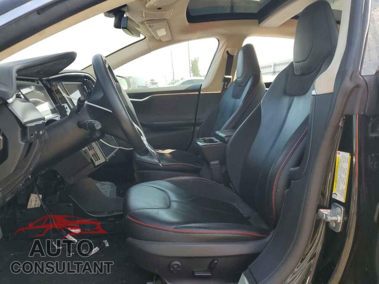 TESLA MODEL S 2013 - 5YJSA1CP2DFP06592