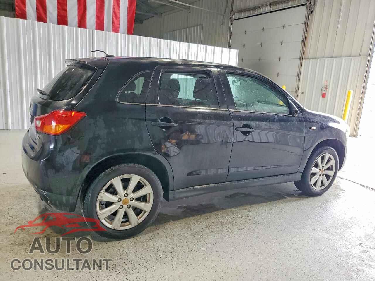 MITSUBISHI OUTLANDER 2015 - 4A4AP4AU2FE004533