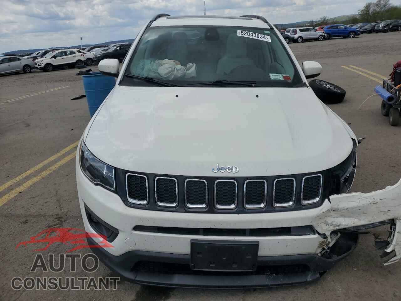 JEEP COMPASS 2018 - 3C4NJDBB8JT162472
