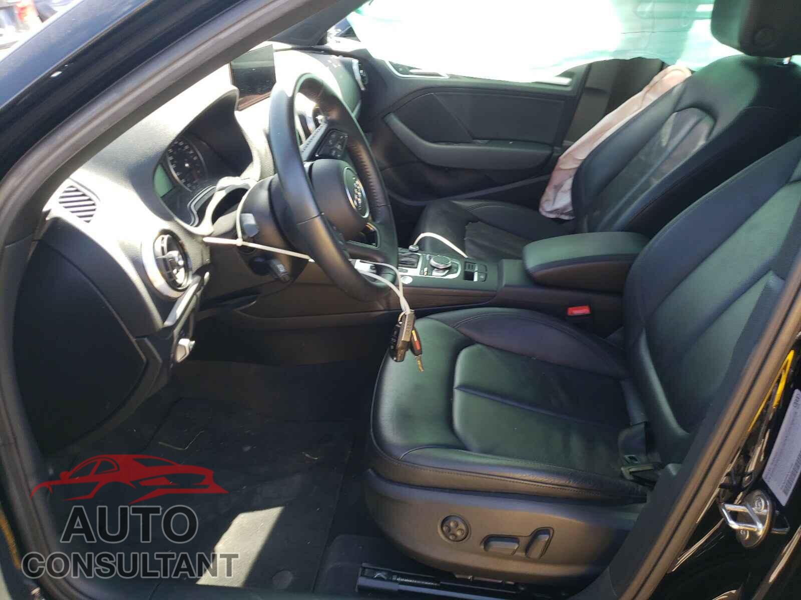 AUDI A3 2019 - WAUAUGFF0K1011460