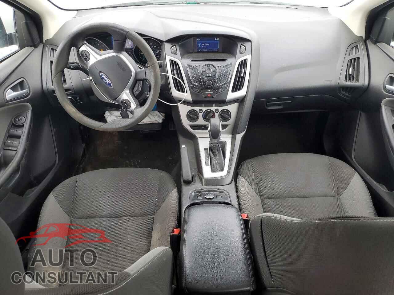 FORD FOCUS 2014 - 1FADP3F20EL432073