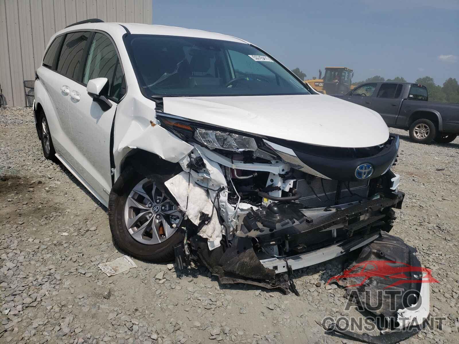 TOYOTA SIENNA 2021 - 5TDKRKEC3MS031615