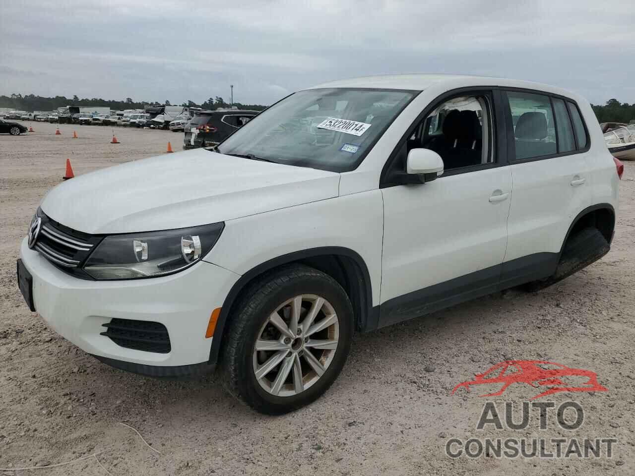 VOLKSWAGEN TIGUAN 2017 - WVGAV7AX7HK050402