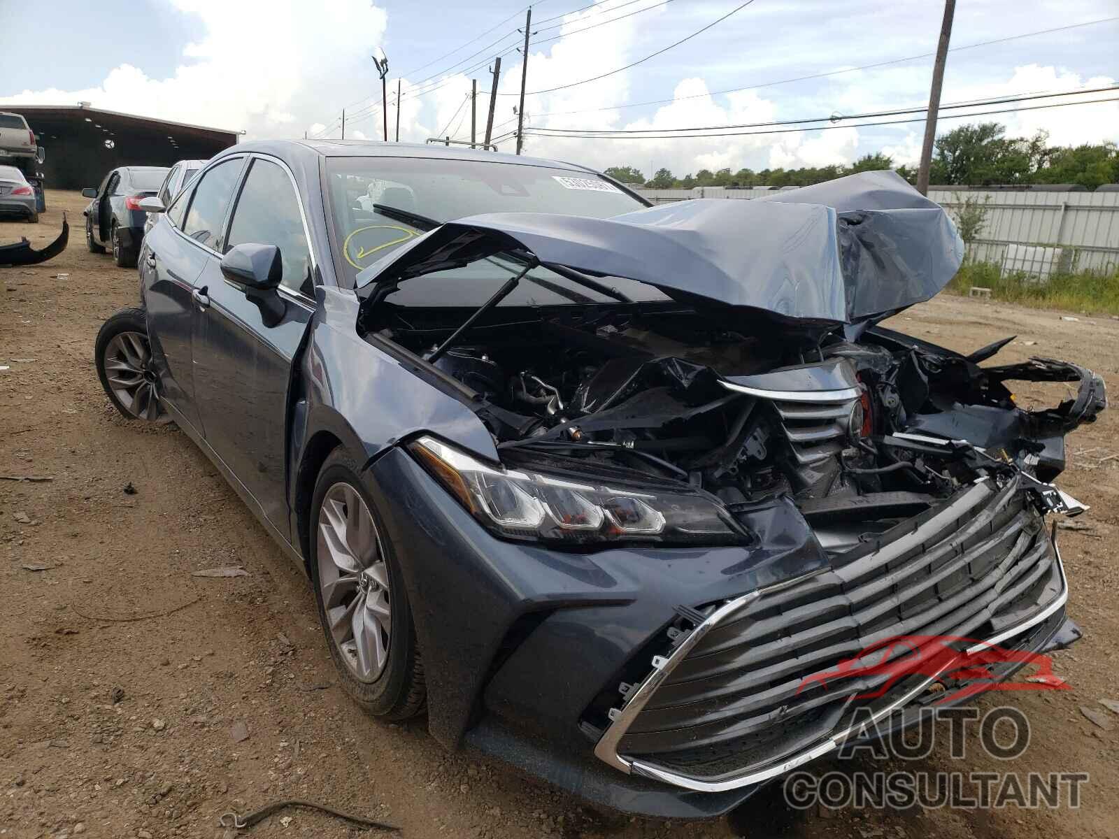 TOYOTA AVALON 2019 - 4T1BZ1FB5KU011872