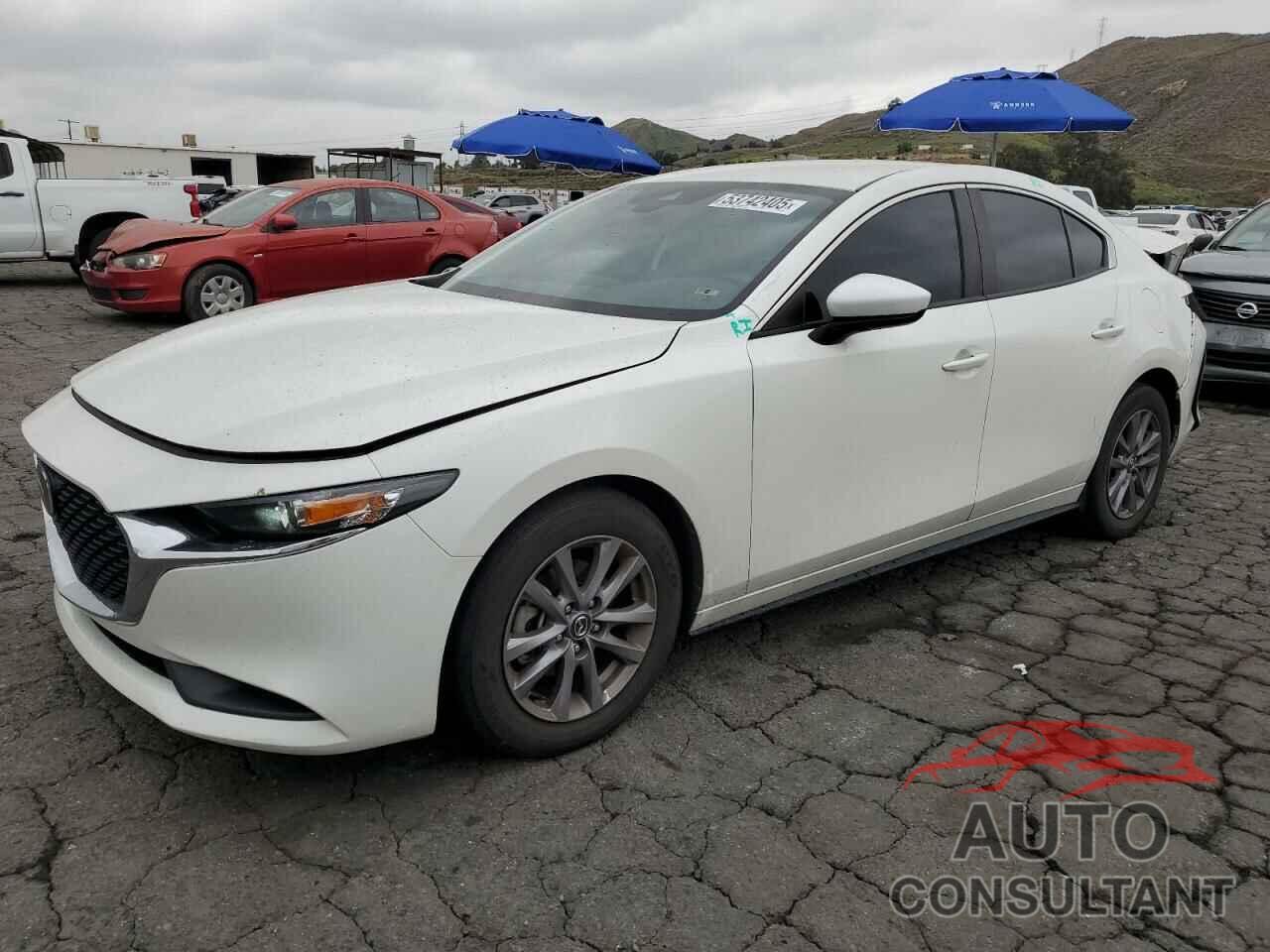 MAZDA 3 2022 - 3MZBPAAL1NM305494