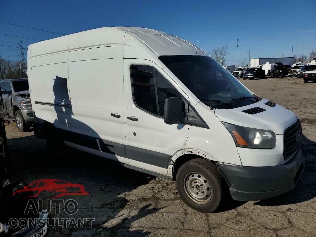 FORD TRANSIT 2015 - 1FTYR2XM7FKA16044