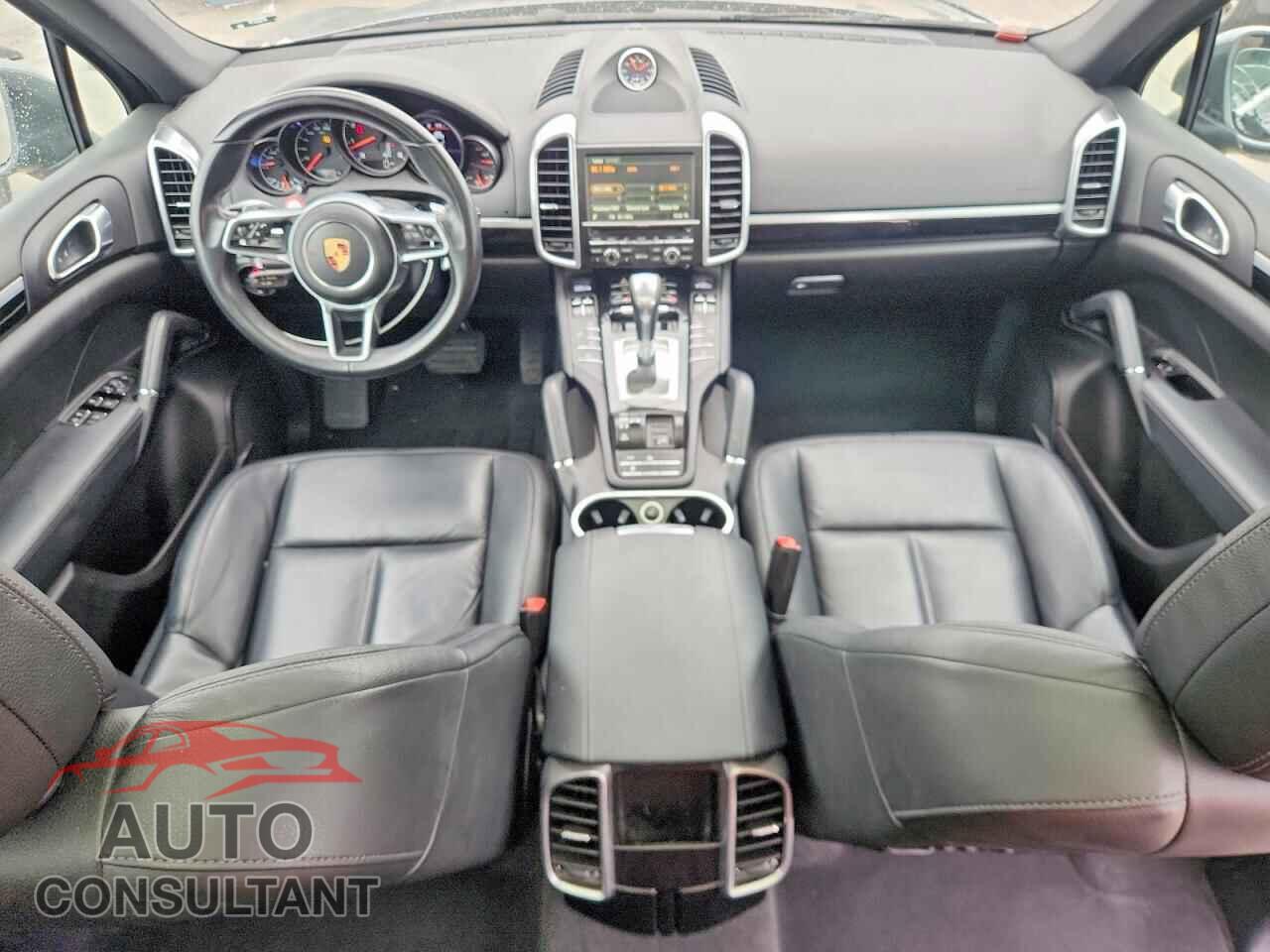 PORSCHE CAYENNE 2016 - WP1AA2A27GKA14181
