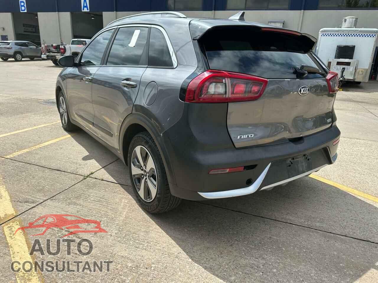 KIA NIRO 2018 - KNDCB3LC2J5178656