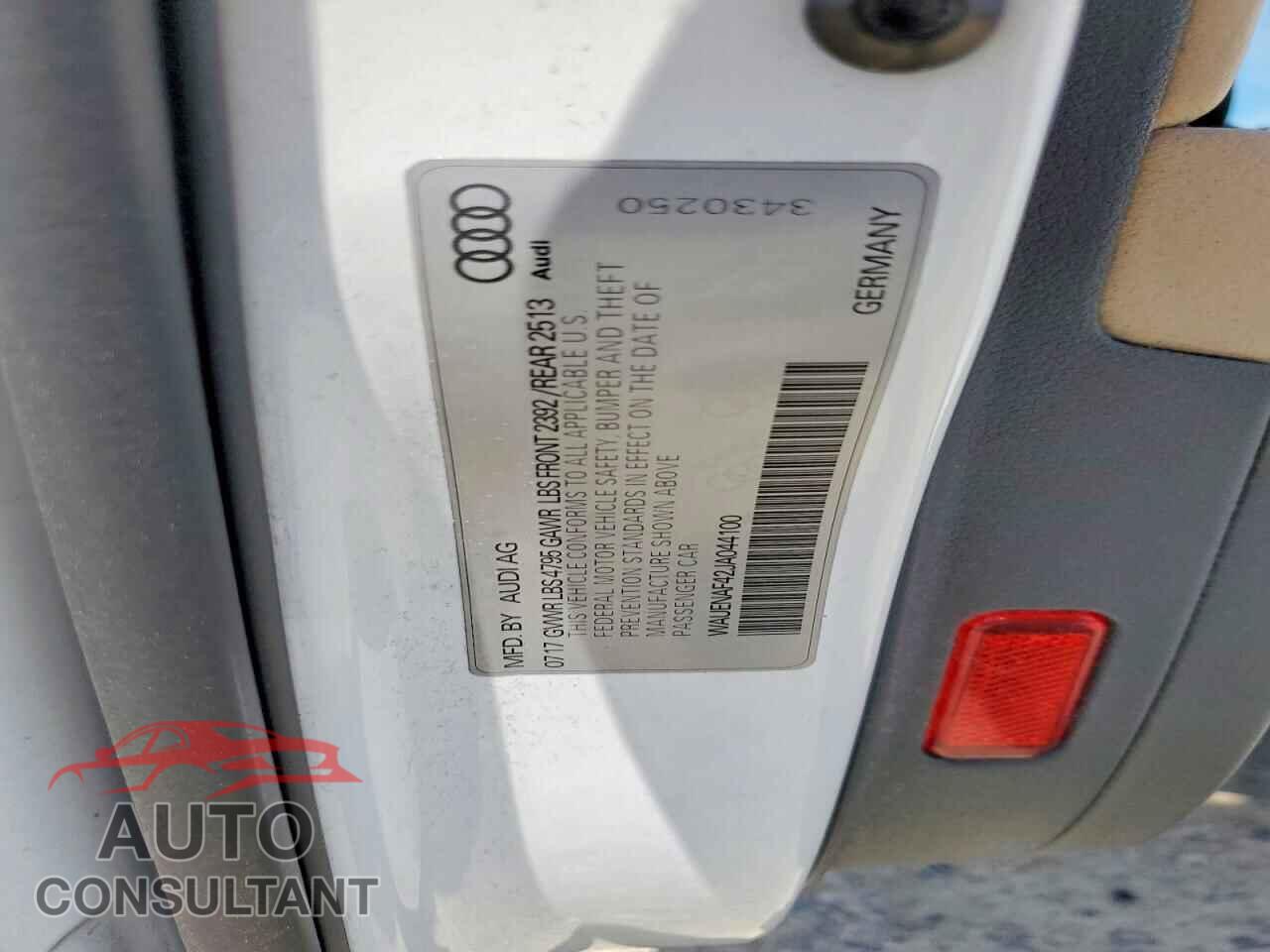 AUDI A4 2018 - WAUENAF42JA044100