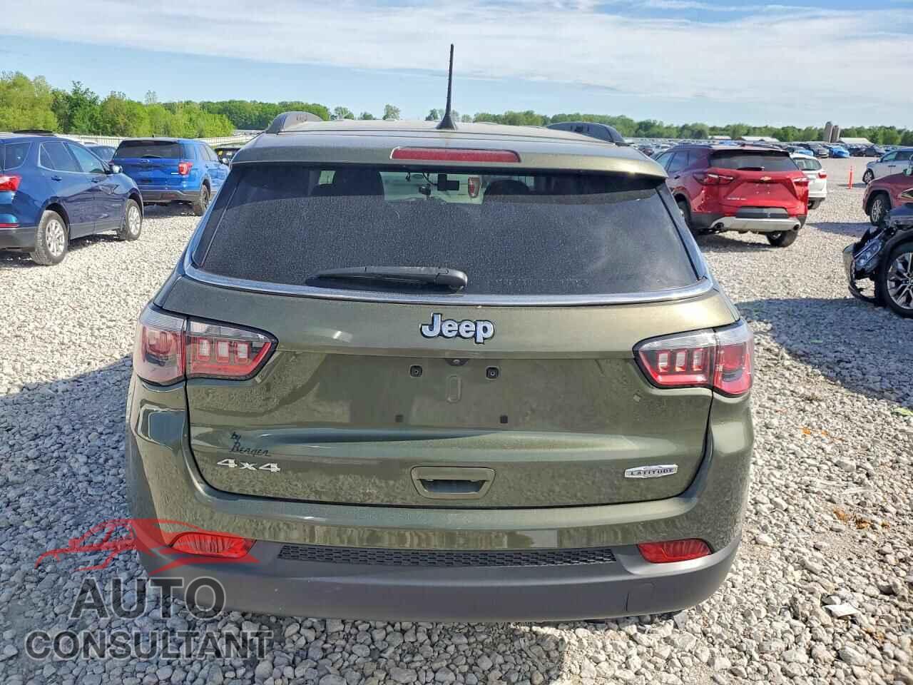 JEEP COMPASS 2018 - 3C4NJDBB9JT142733