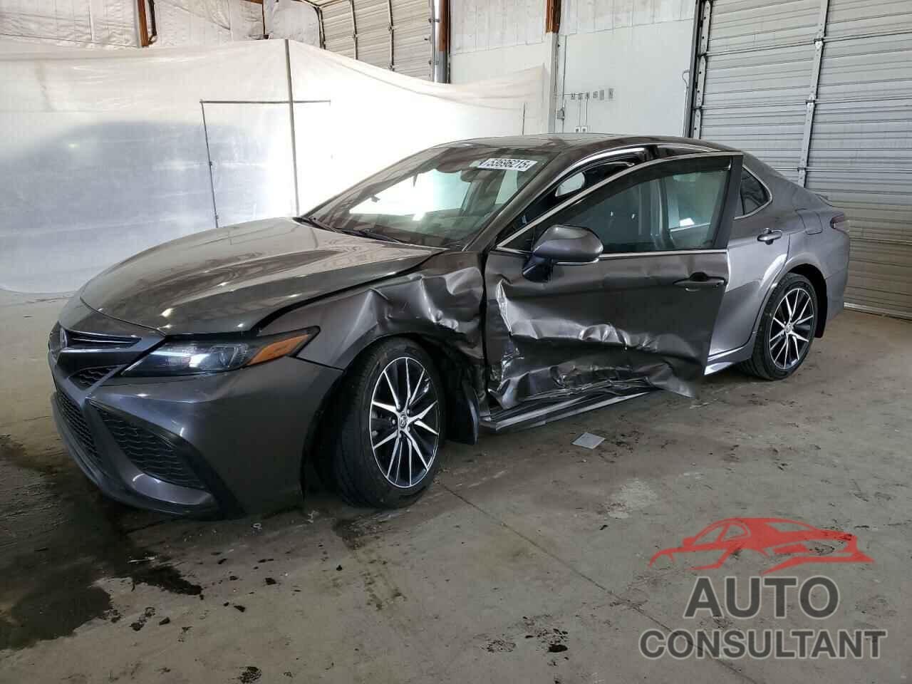 TOYOTA CAMRY 2022 - 4T1T11AK3NU628548