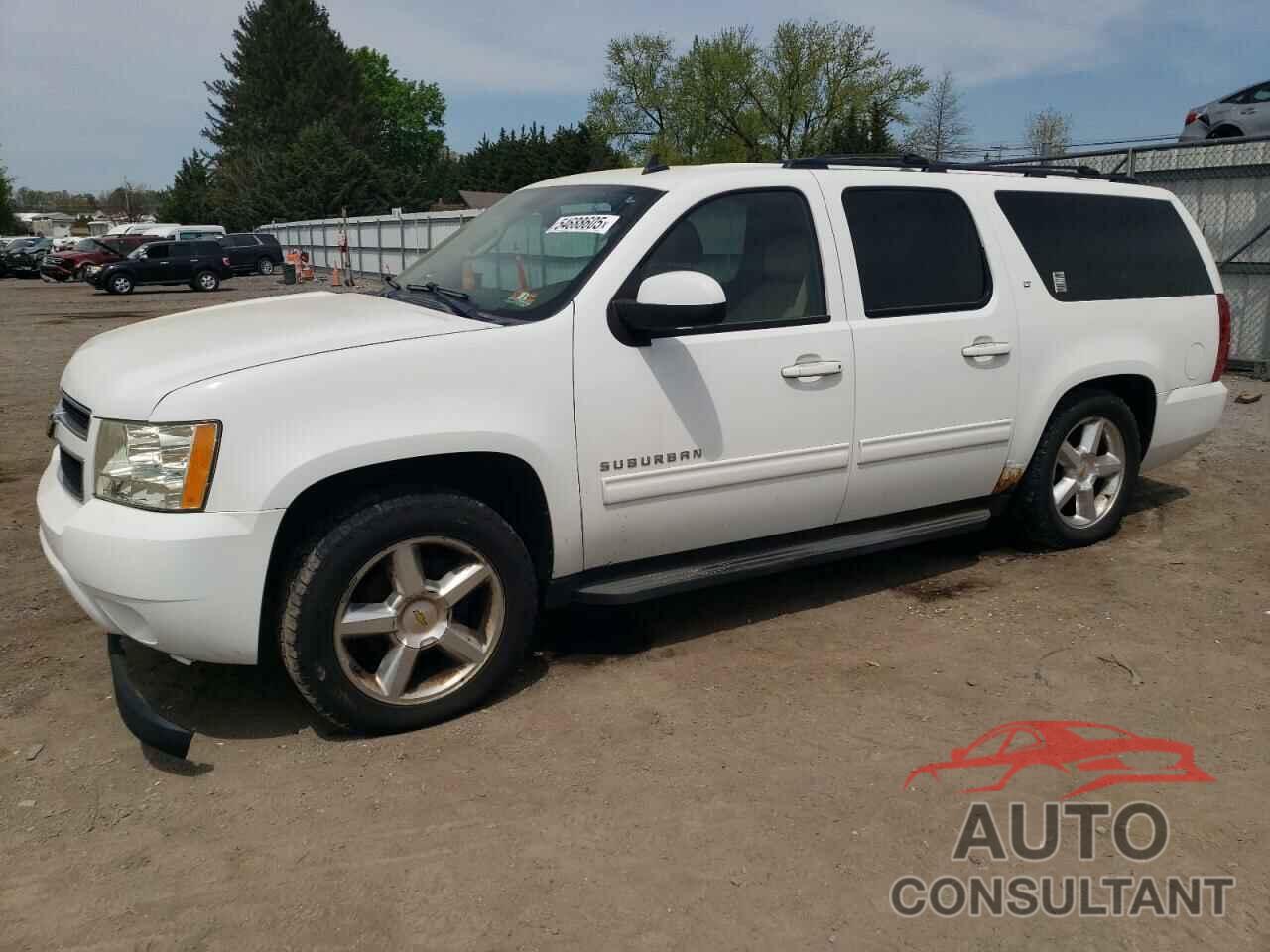 CHEVROLET SUBURBAN 2011 - 1GNSKJE30BR231305