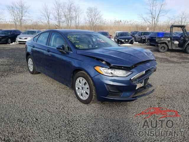 FORD FUSION 2019 - 3FA6P0G72KR147311