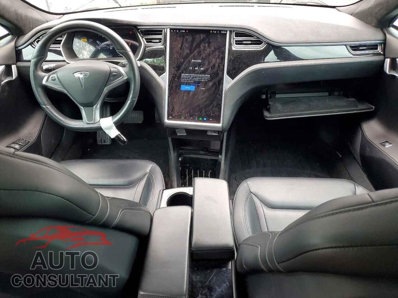 TESLA MODEL S 2015 - 5YJSA1E25FF118450