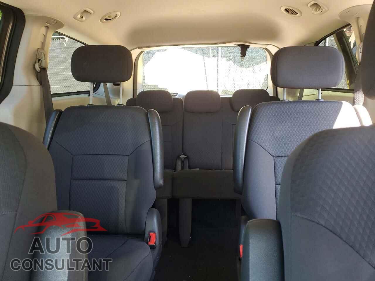 DODGE CARAVAN 2010 - 2D4RN4DE2AR216593