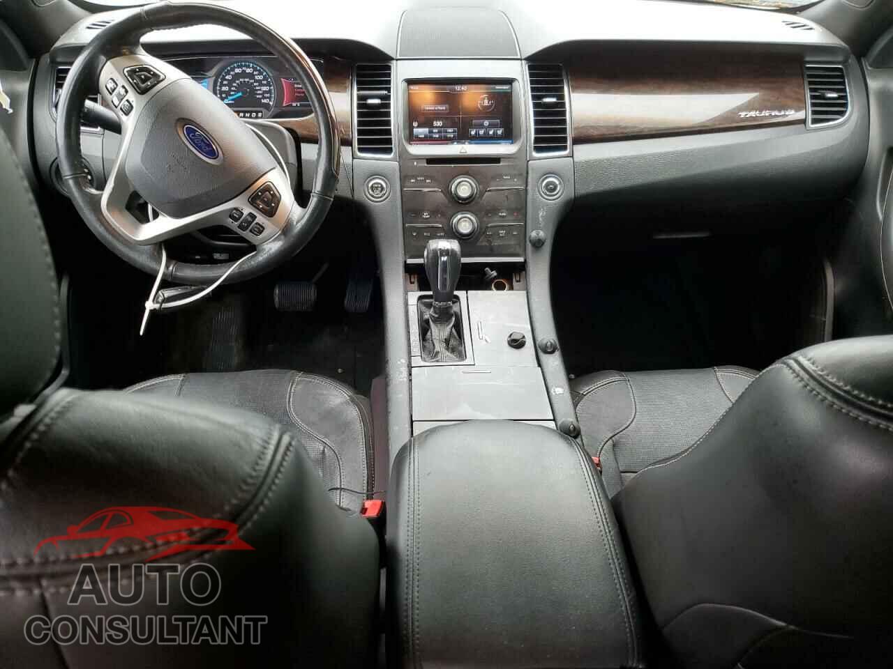 FORD TAURUS 2015 - 1FAHP2F80FG104436
