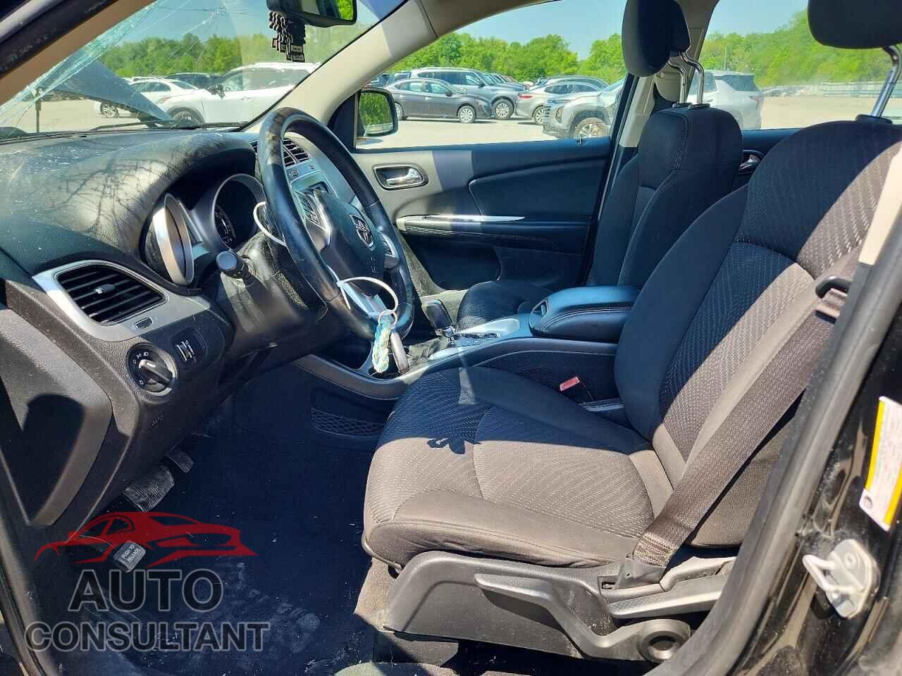 DODGE JOURNEY 2015 - 3C4PDCAB4FT691808