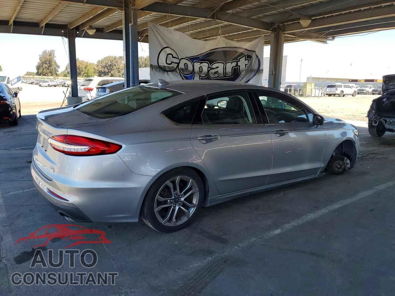 FORD FUSION 2020 - 3FA6P0CD2LR196263