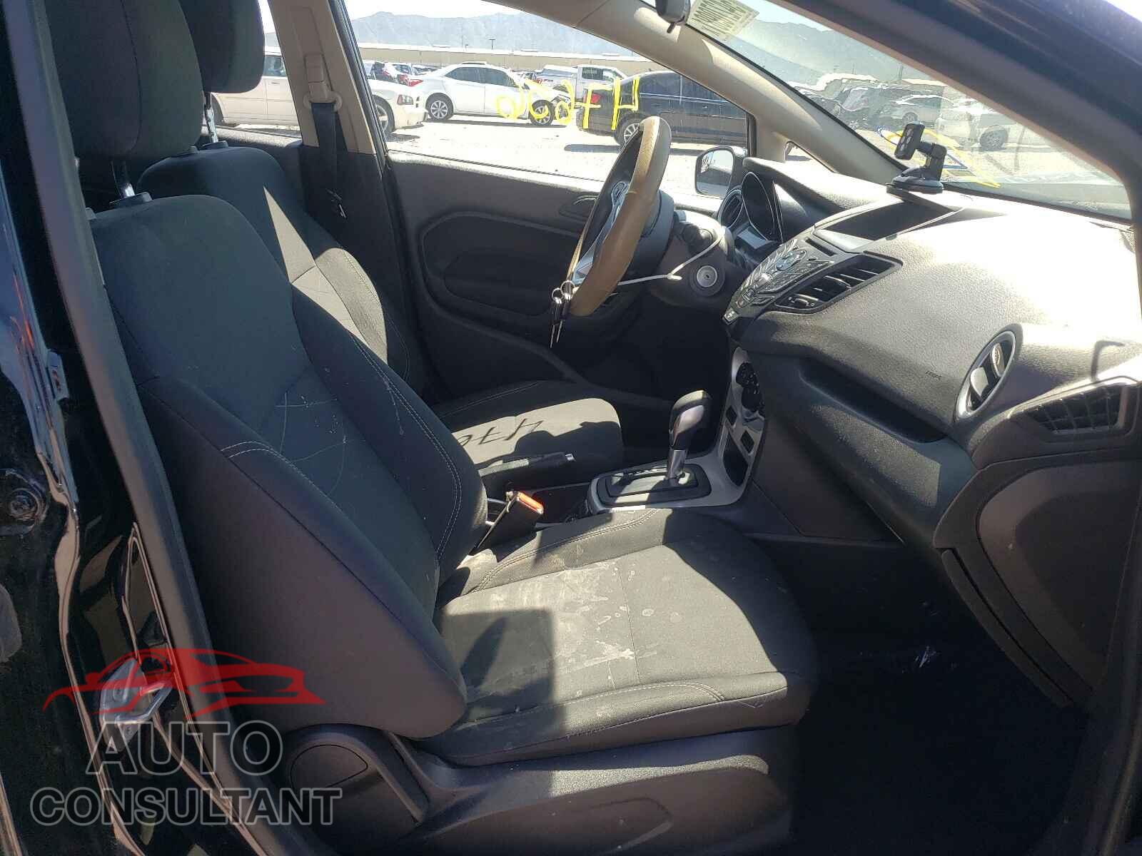 FORD FIESTA 2019 - 3FADP4EJ8KM155195