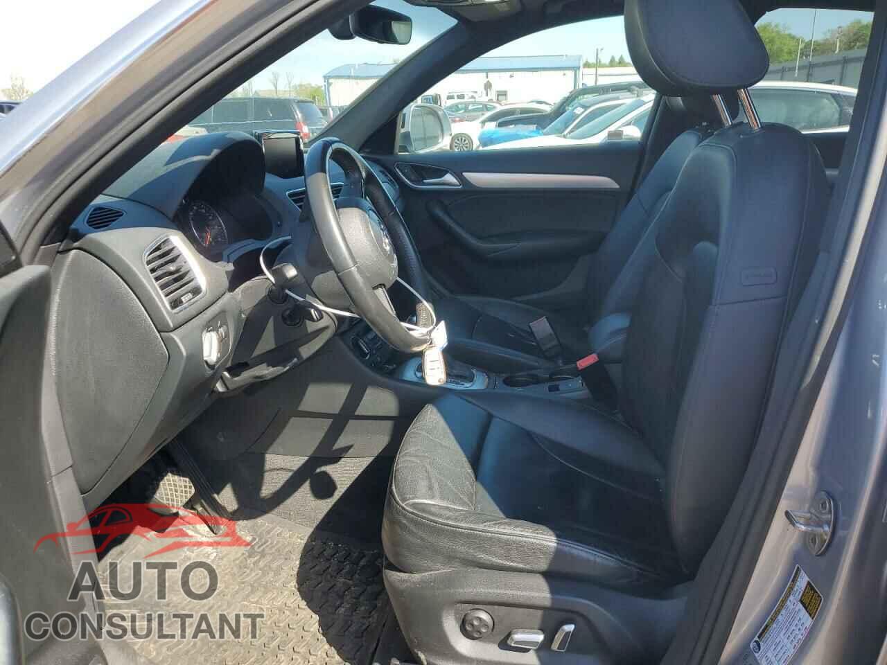 AUDI Q3 2016 - WA1EFCFS4GR020184
