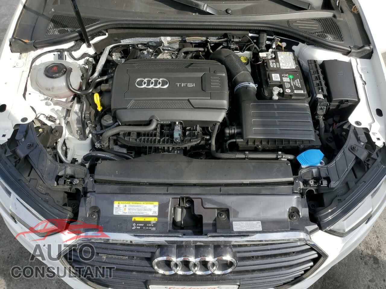 AUDI A3 2019 - WAUBEGFF3KA122893