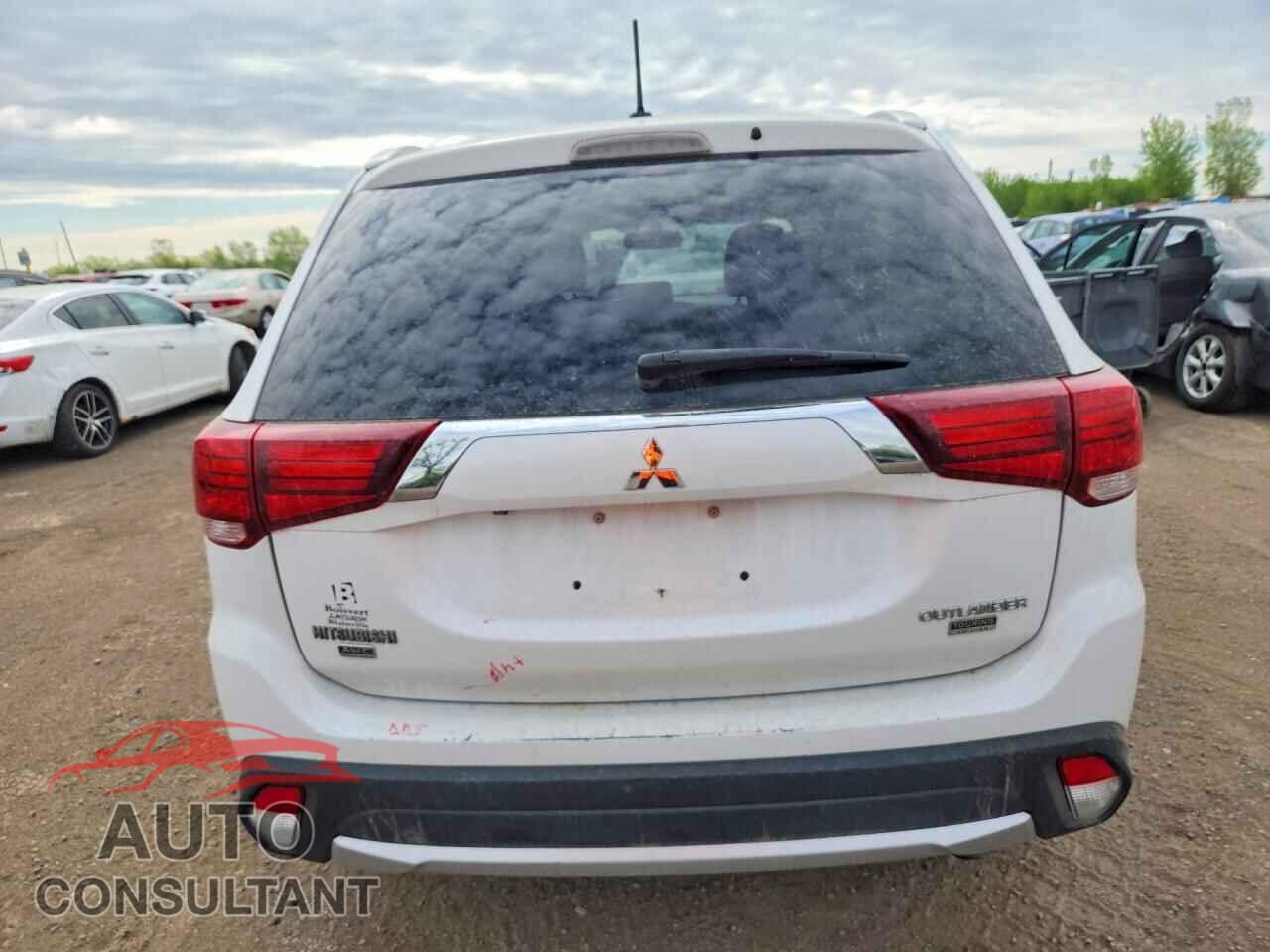 MITSUBISHI OUTLANDER 2016 - JA4AZ2A39GZ605004