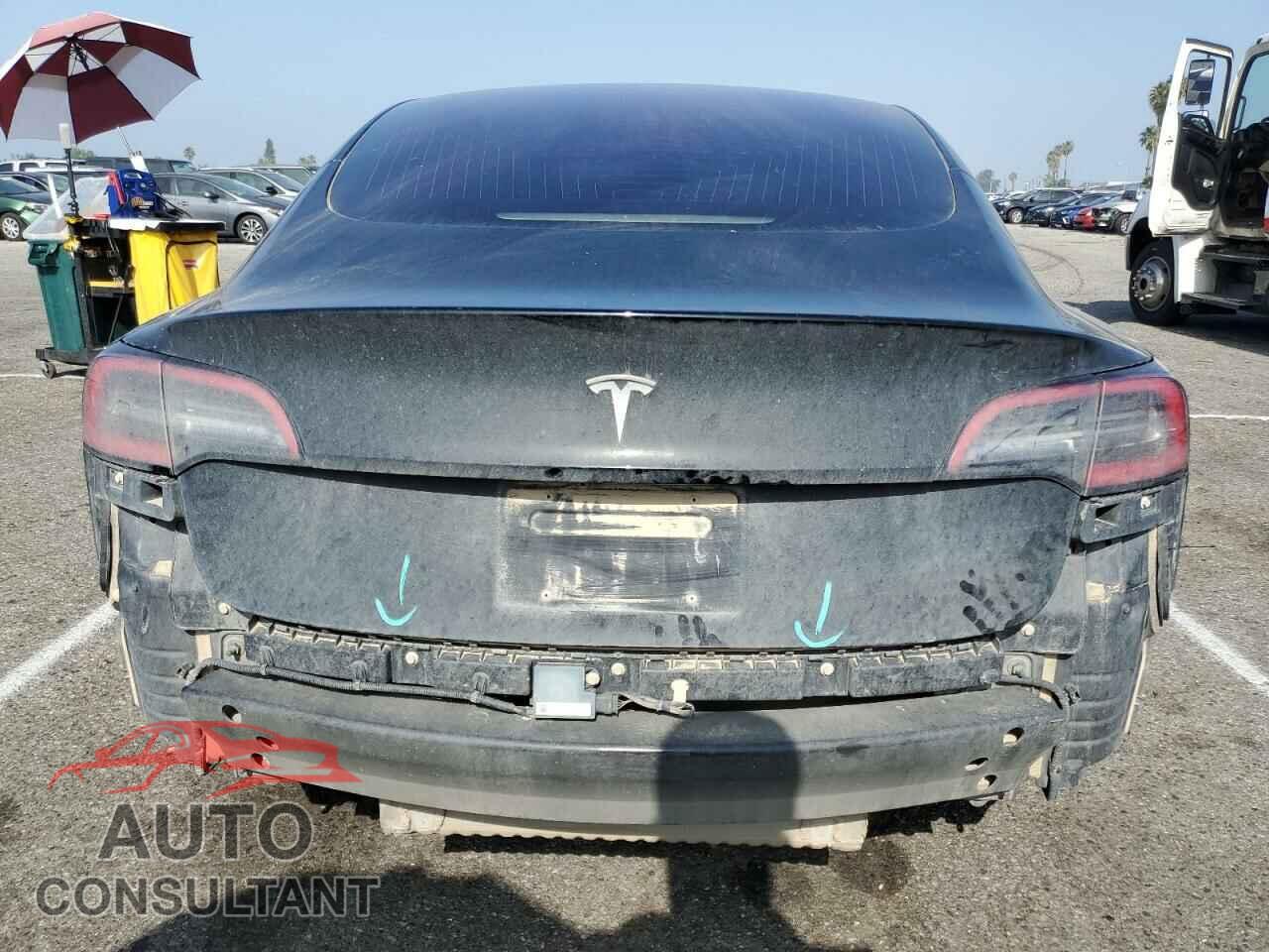 TESLA MODEL 3 2018 - 5YJ3E1EA9JF043230