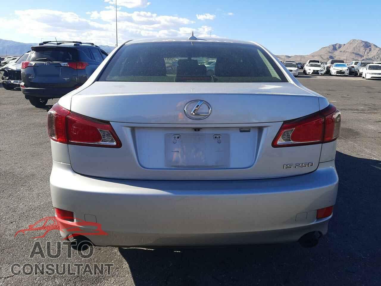 LEXUS IS 2011 - JTHBF5C27B5155960