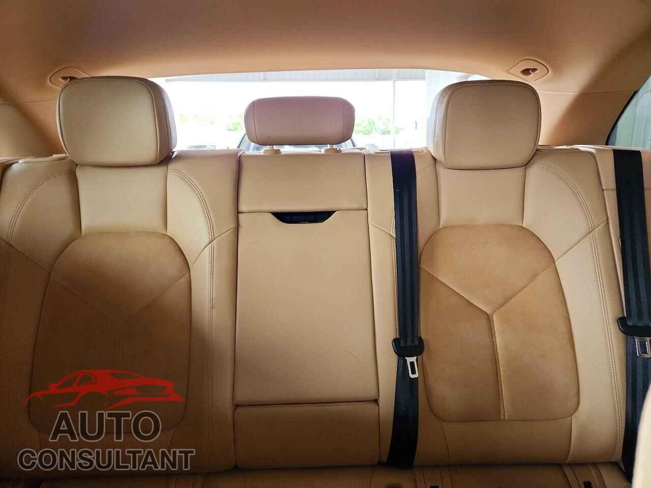 PORSCHE MACAN 2017 - WP1AA2A50HLB07467