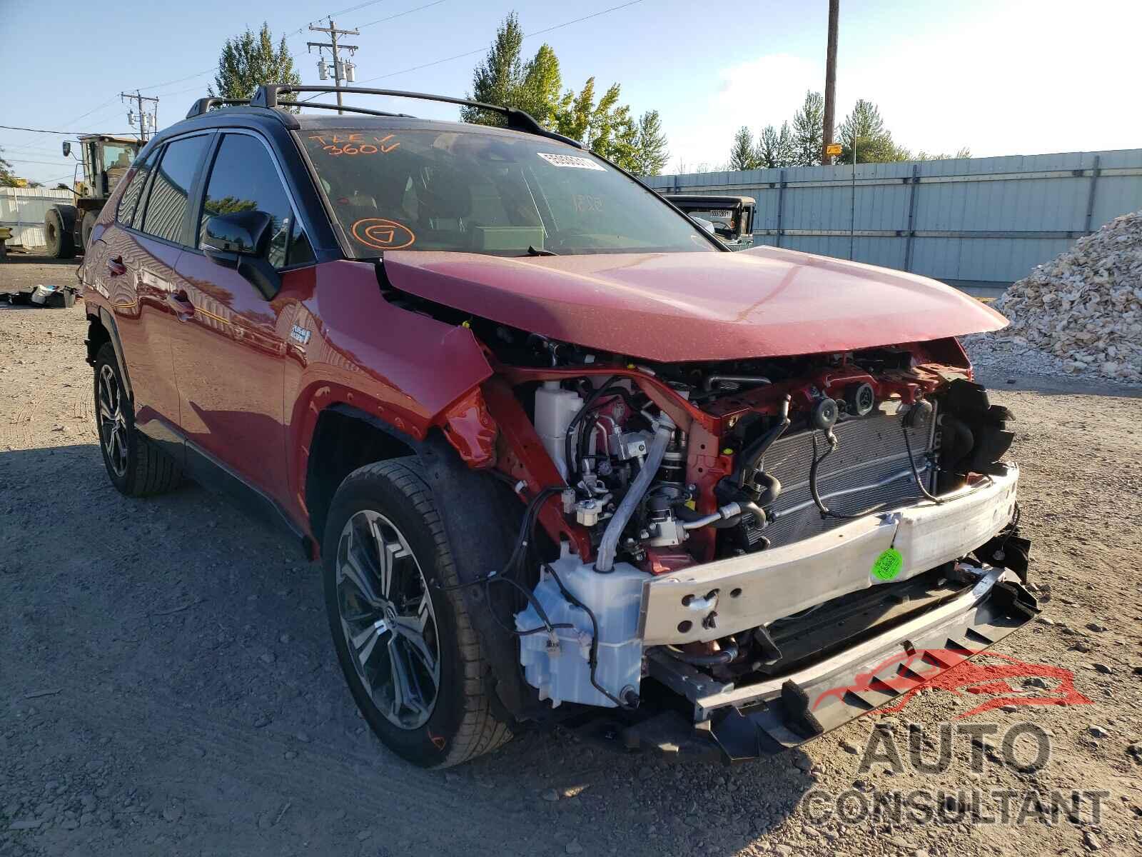 TOYOTA RAV4 2021 - JTMEB3FV0MD018713