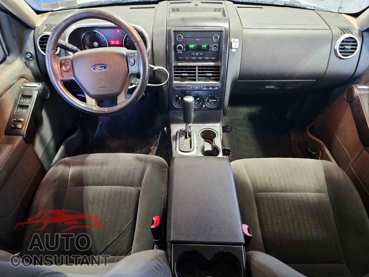 FORD EXPLORER 2009 - 1FMEU73E49UA22532