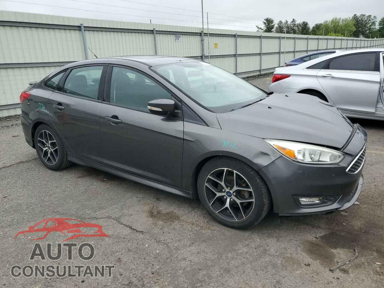 FORD FOCUS 2015 - 1FADP3F21FL297736