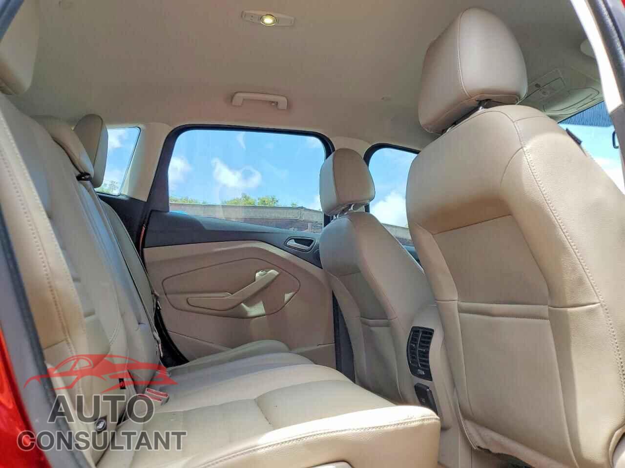 FORD CMAX 2015 - 1FADP5CU2FL101644