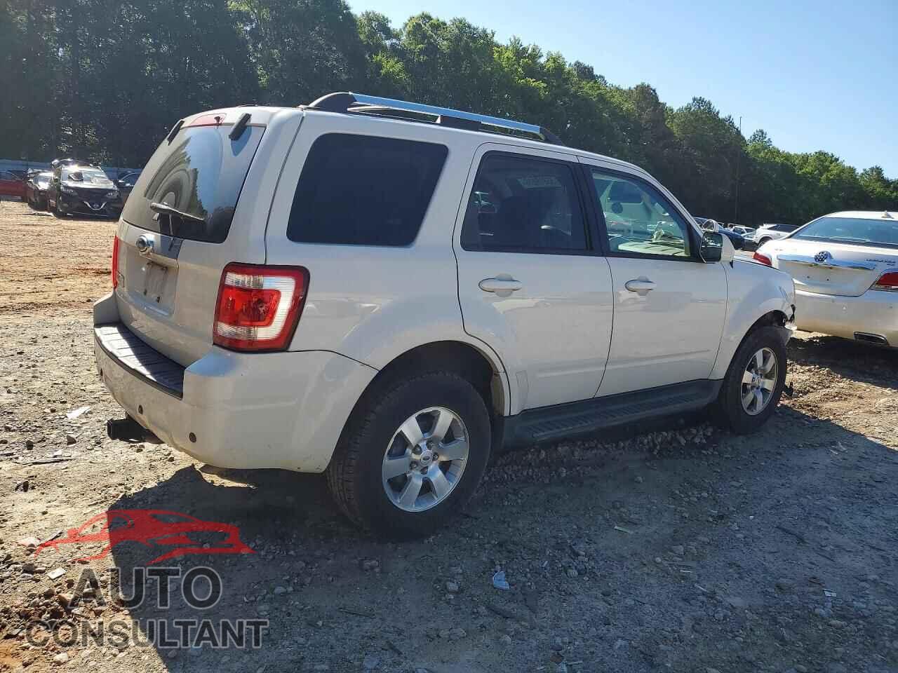 FORD ESCAPE 2009 - 1FMCU04G49KB09826