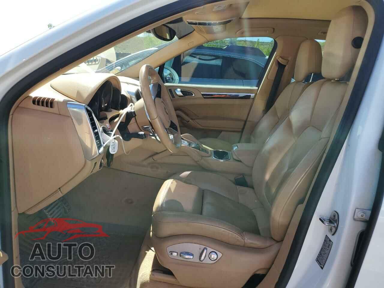 PORSCHE CAYENNE 2017 - WP1AE2A28HLA68279