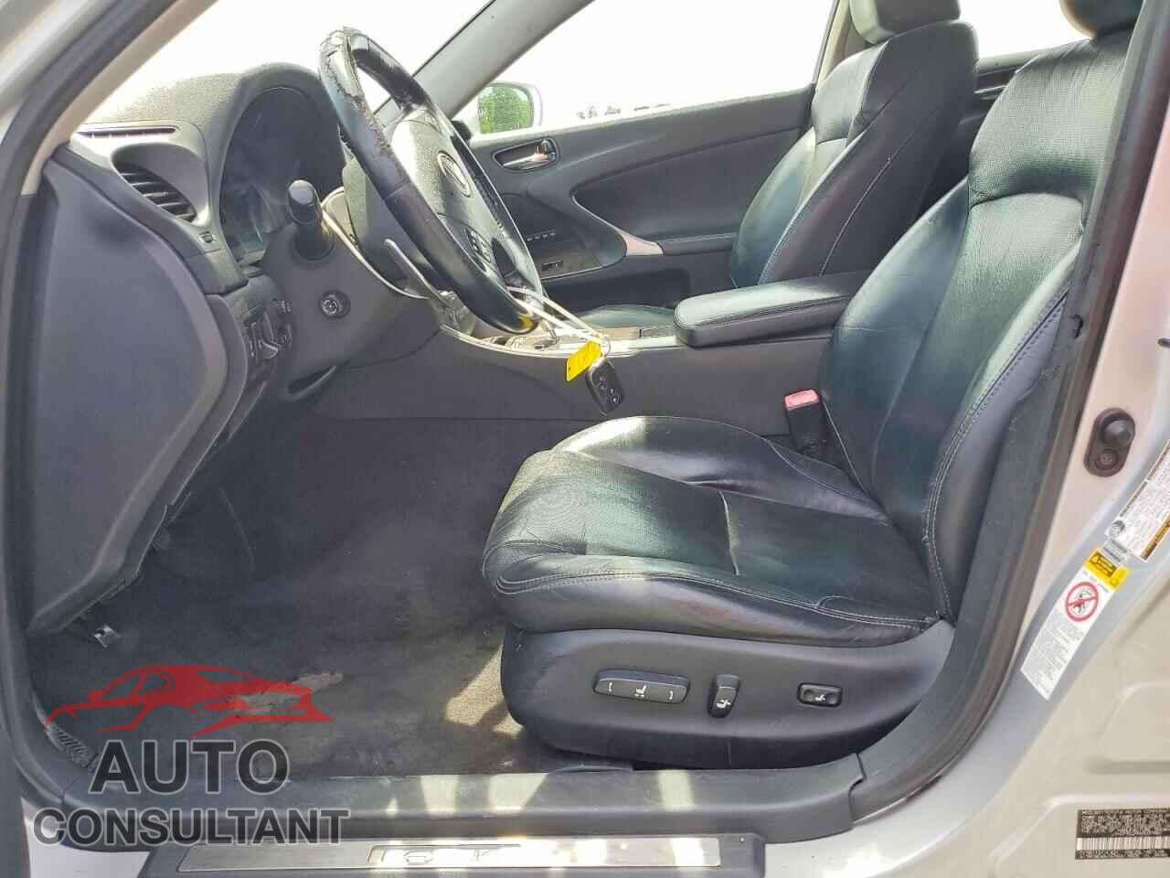 LEXUS IS 2010 - JTHCF5C29A5037881