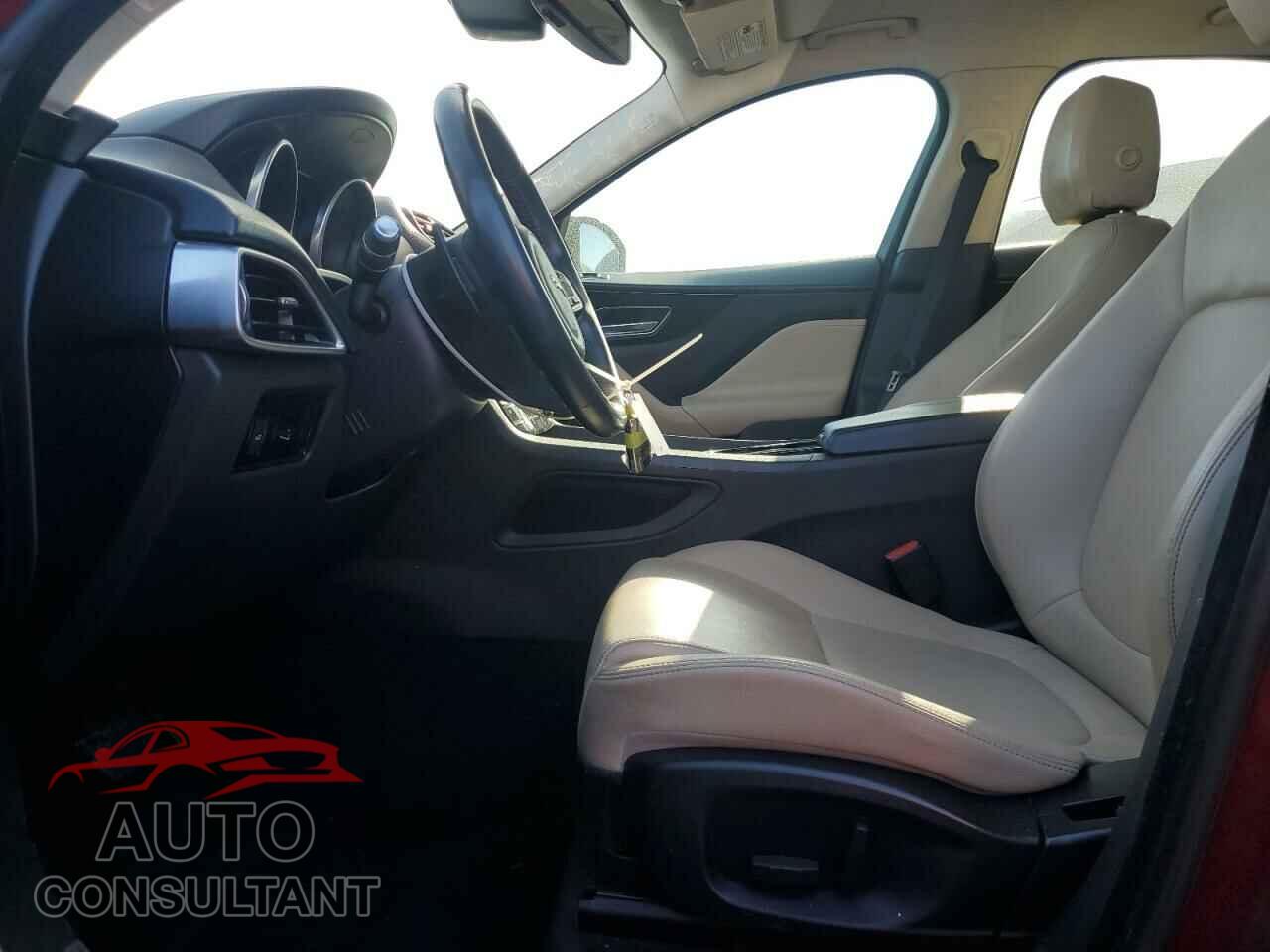 JAGUAR F-PACE 2017 - SADCJ2BVXHA090332