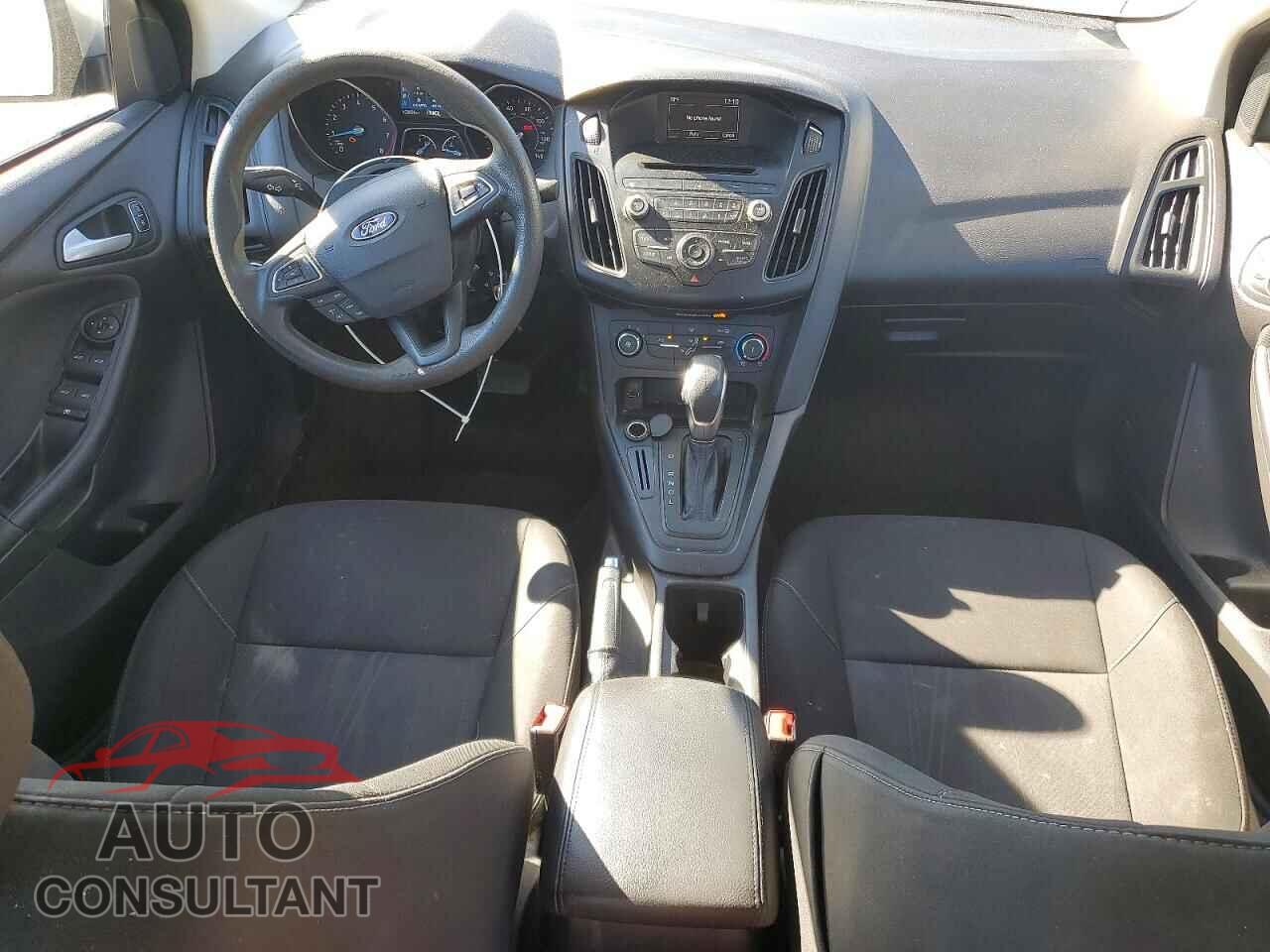 FORD FOCUS 2017 - 1FADP3F26HL301413