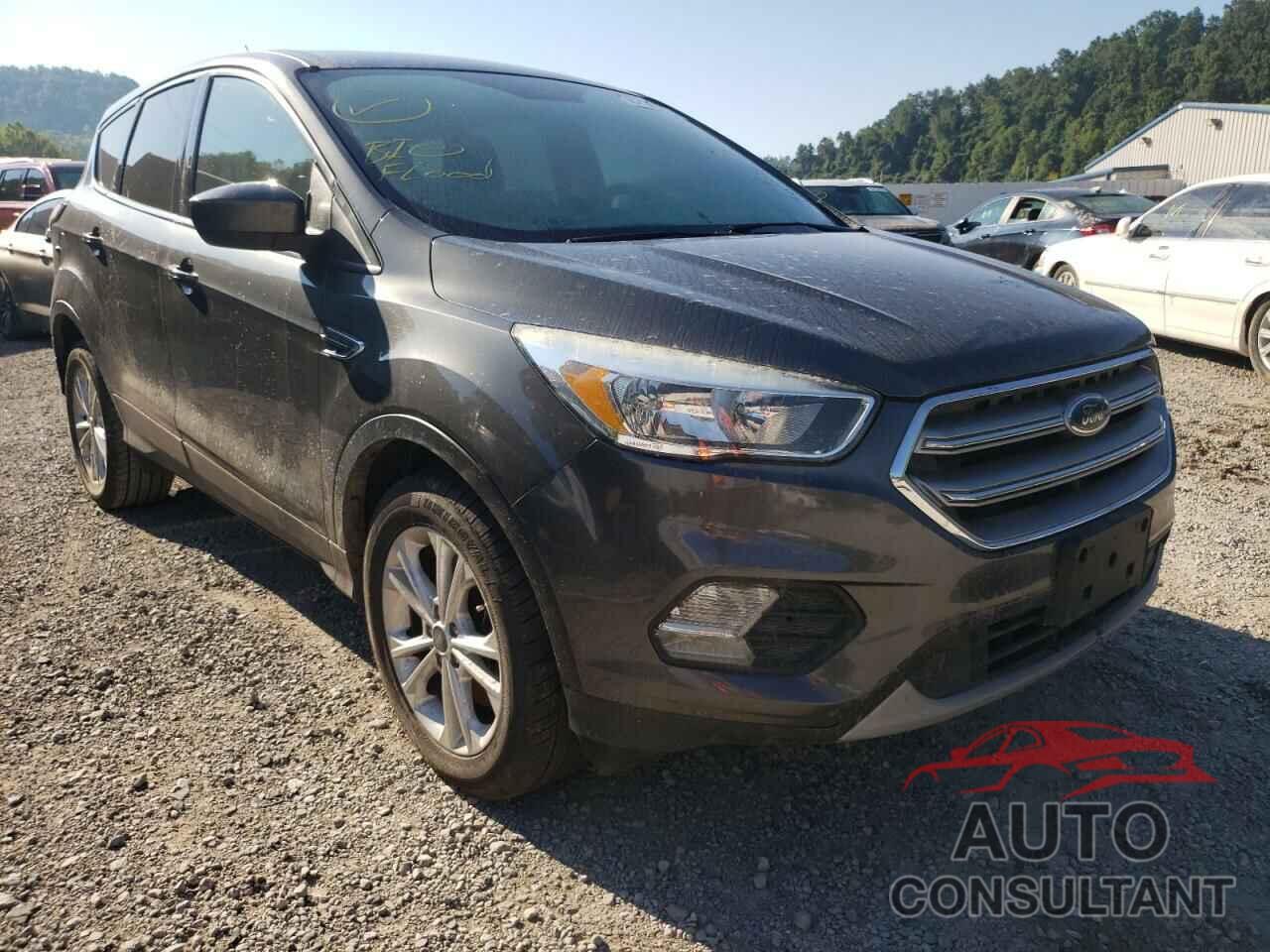 FORD ESCAPE 2017 - 1FMCU9G96HUB68056