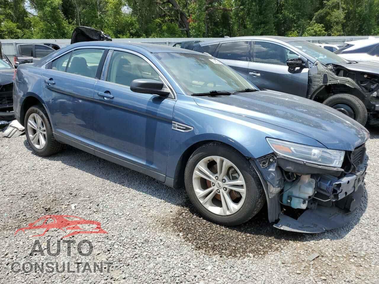 FORD TAURUS 2018 - 1FAHP2D82JG129446